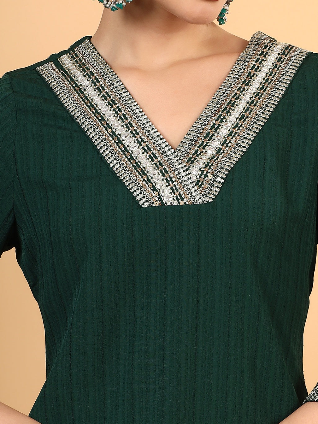 Women Green Designer  Embroidered Kurta set with dupatta with Pant