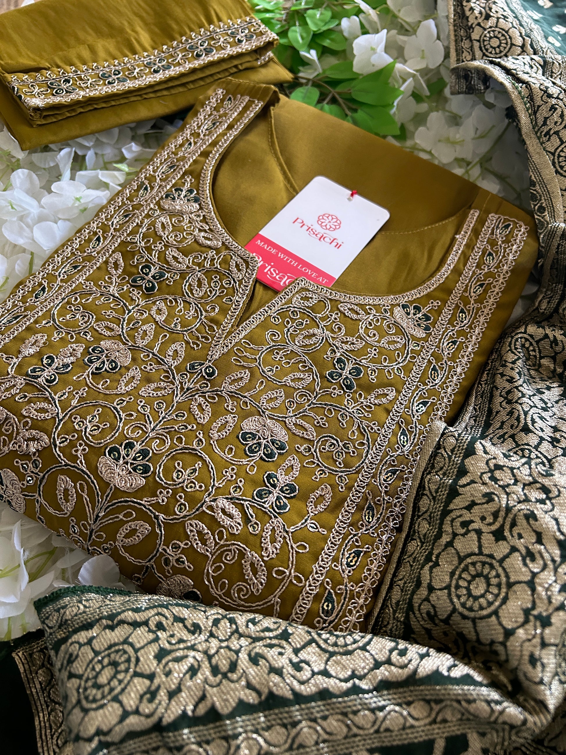 Mehndi Green embroidered kurta set with dupatta - Prisachi Official