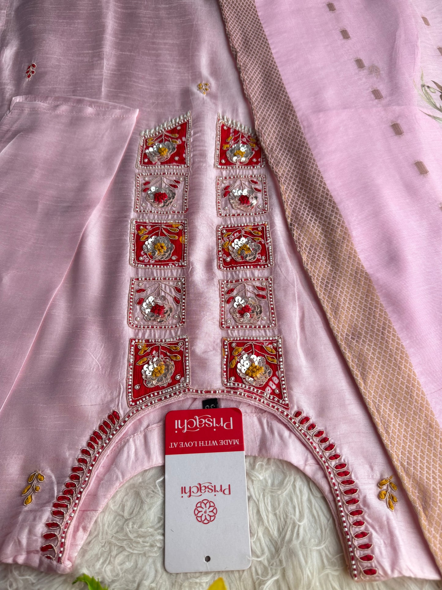 Pink Embroidered kurta set with dupatta