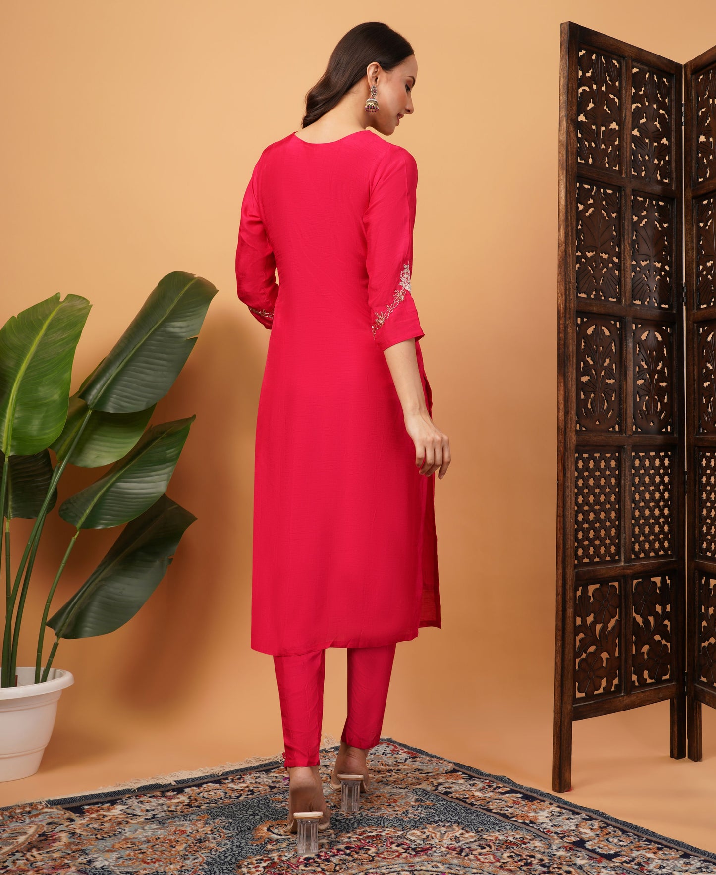 Pink Designer Embroidered kurta set with dupatta