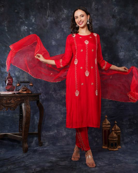 Red Designer Embroidered kurta set with dupatta