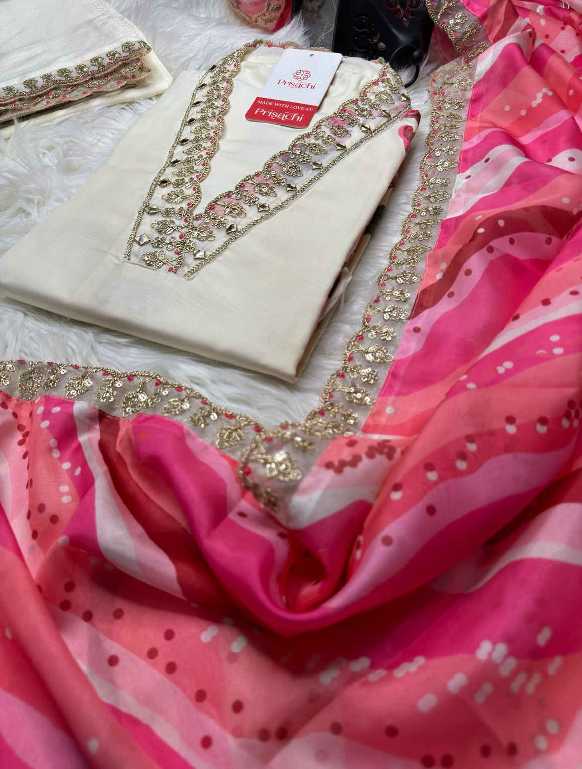 Off White Lilac silk kurta set with Mary Pink dupatta - Prisachi Official
