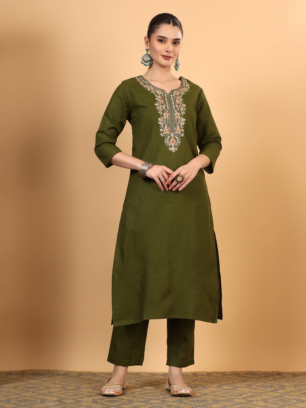 Women Green Designer Embroidered Kurta set with dupatta with Pant