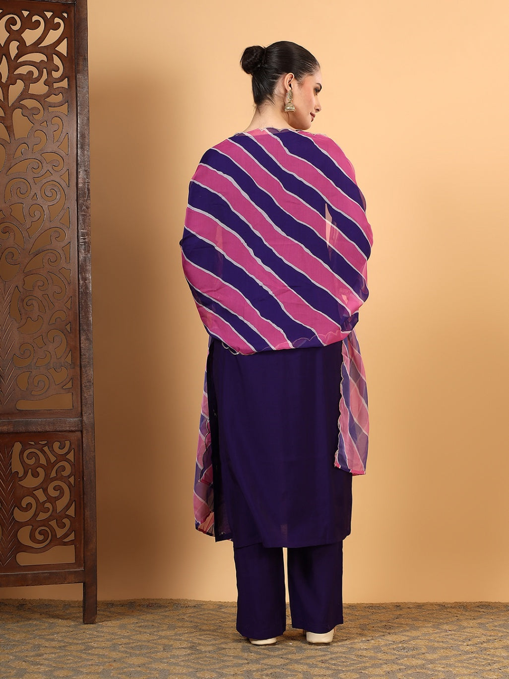 Women Purple Designer Embroidered Kurta set with dupatta with Pant