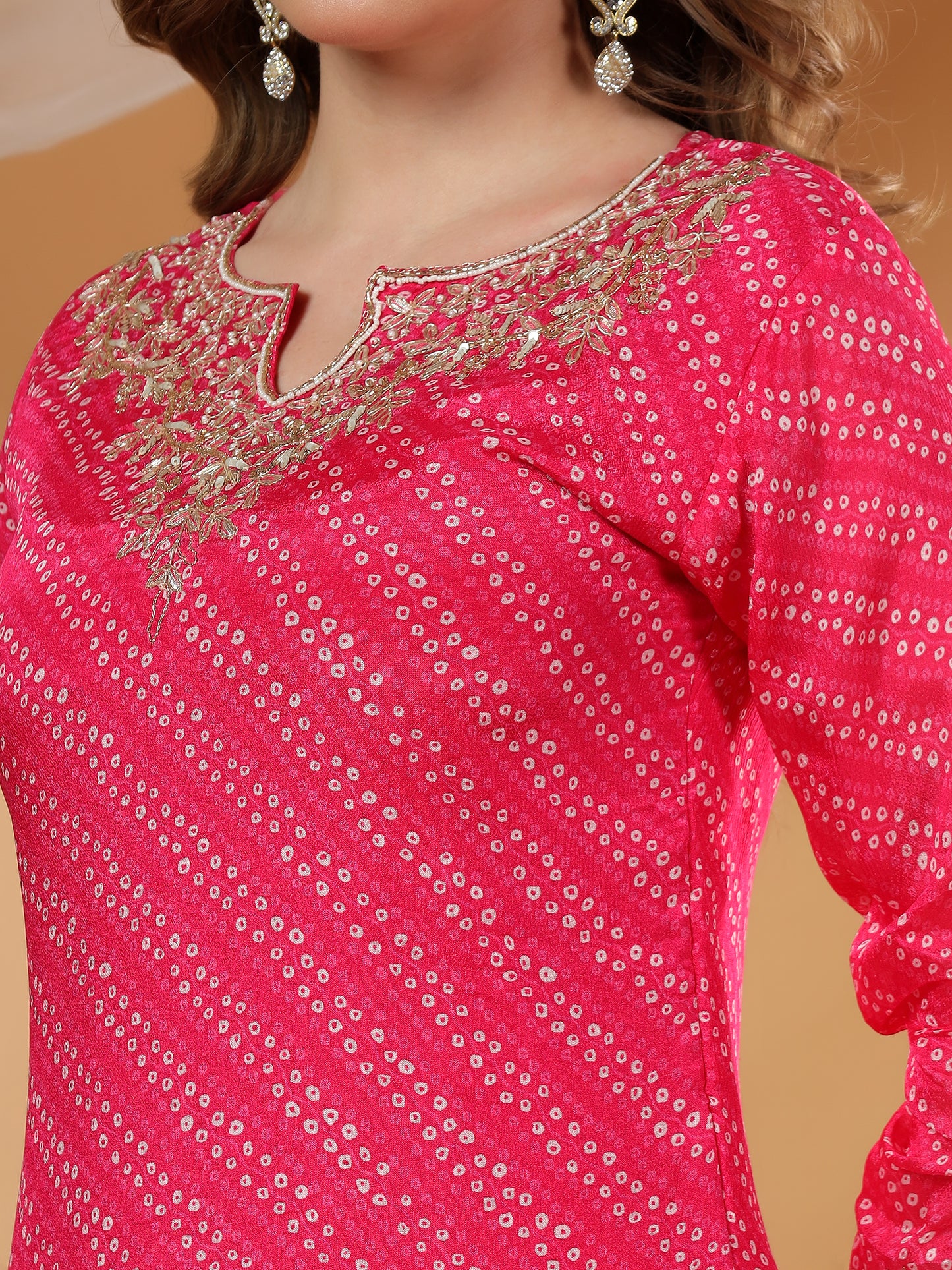 Pink Bandhani Embroidered kurta set with dupatta & Pant