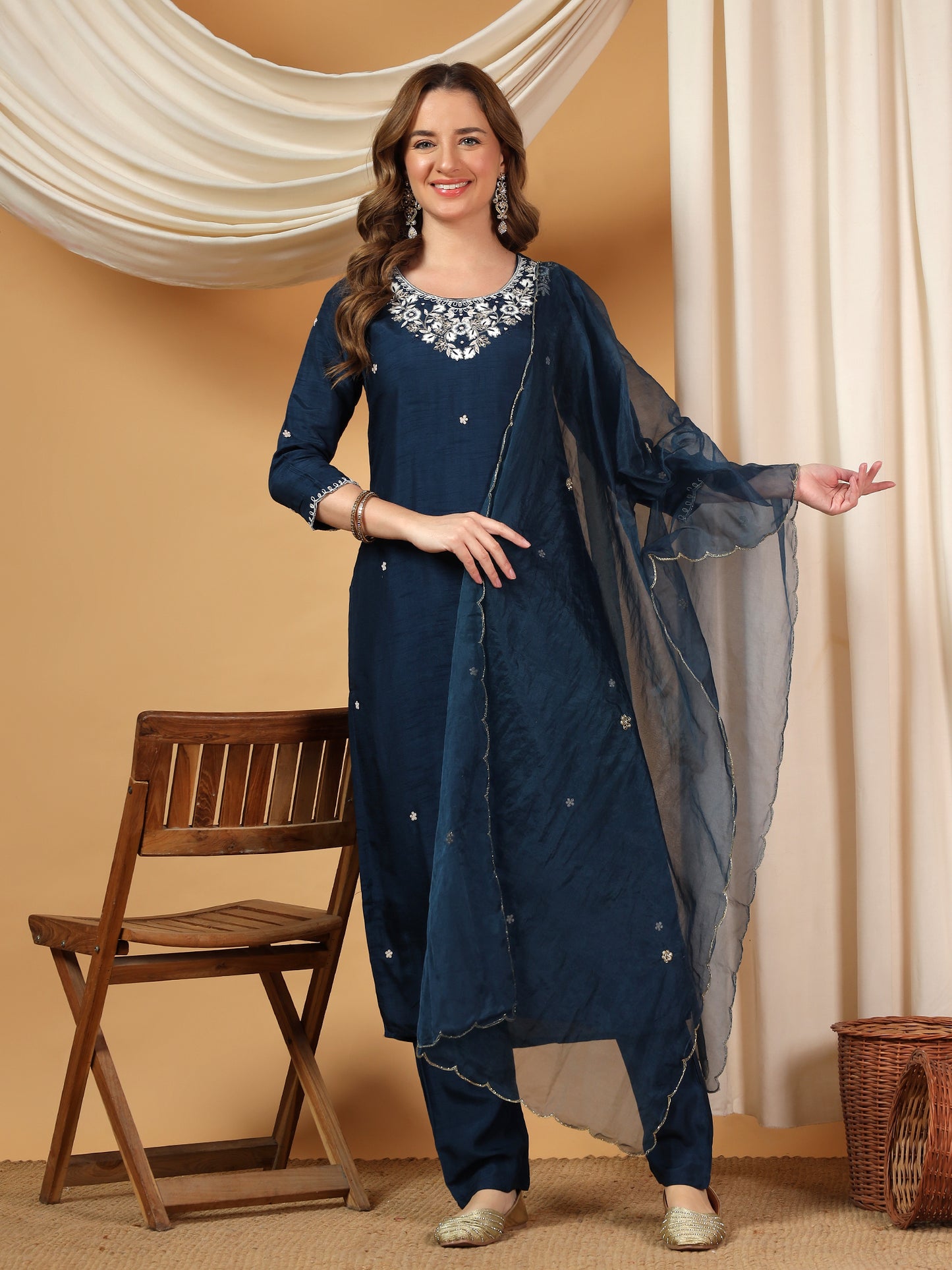Blue Designer Embroidered Kurta set with dupatta with Pant