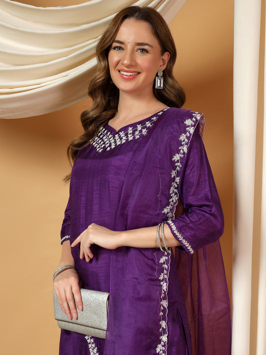 Purple Designer Embroidered Kurta set with dupatta & Pant