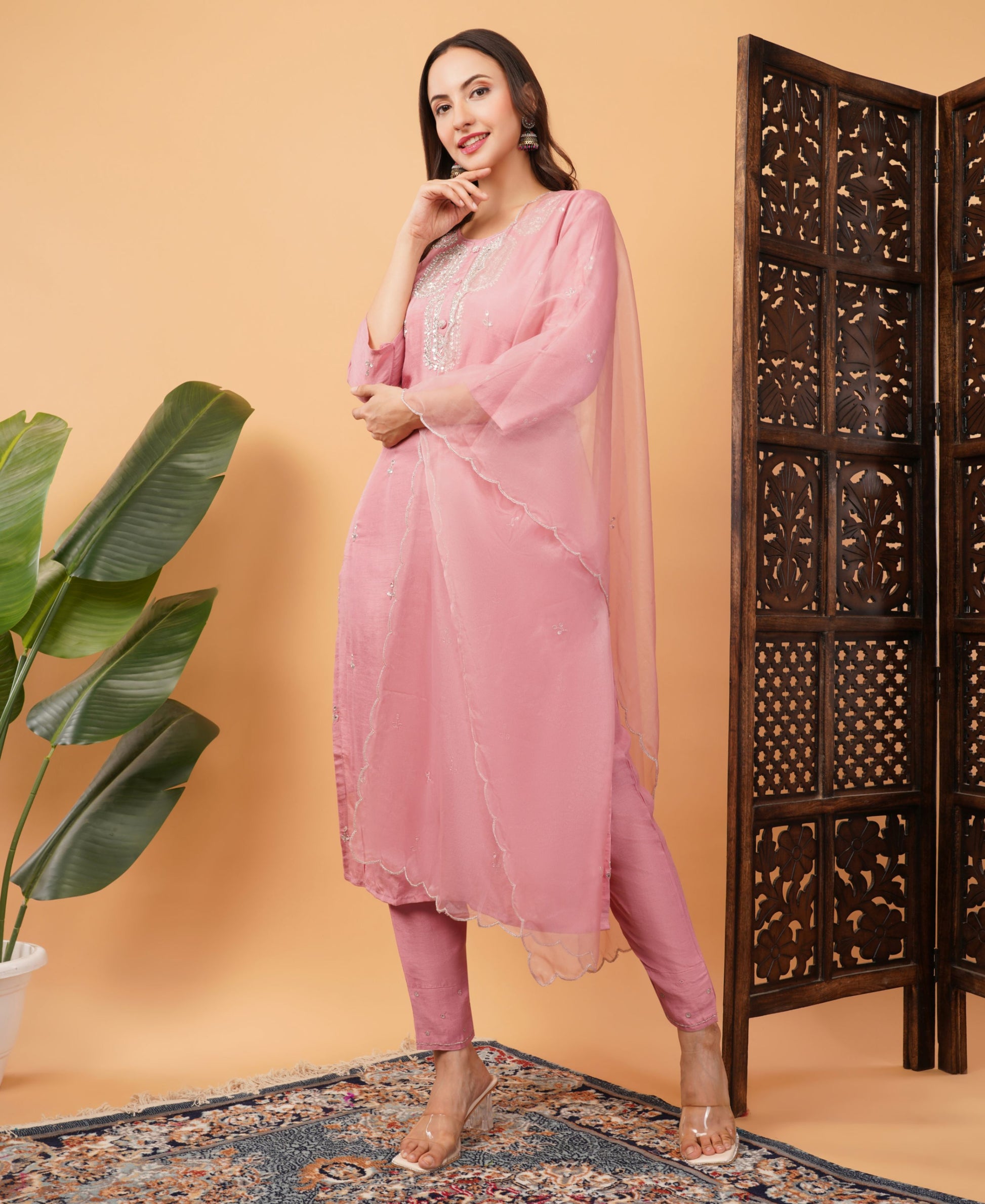 Pink embroidered kurta set with dupatta - Prisachi Official