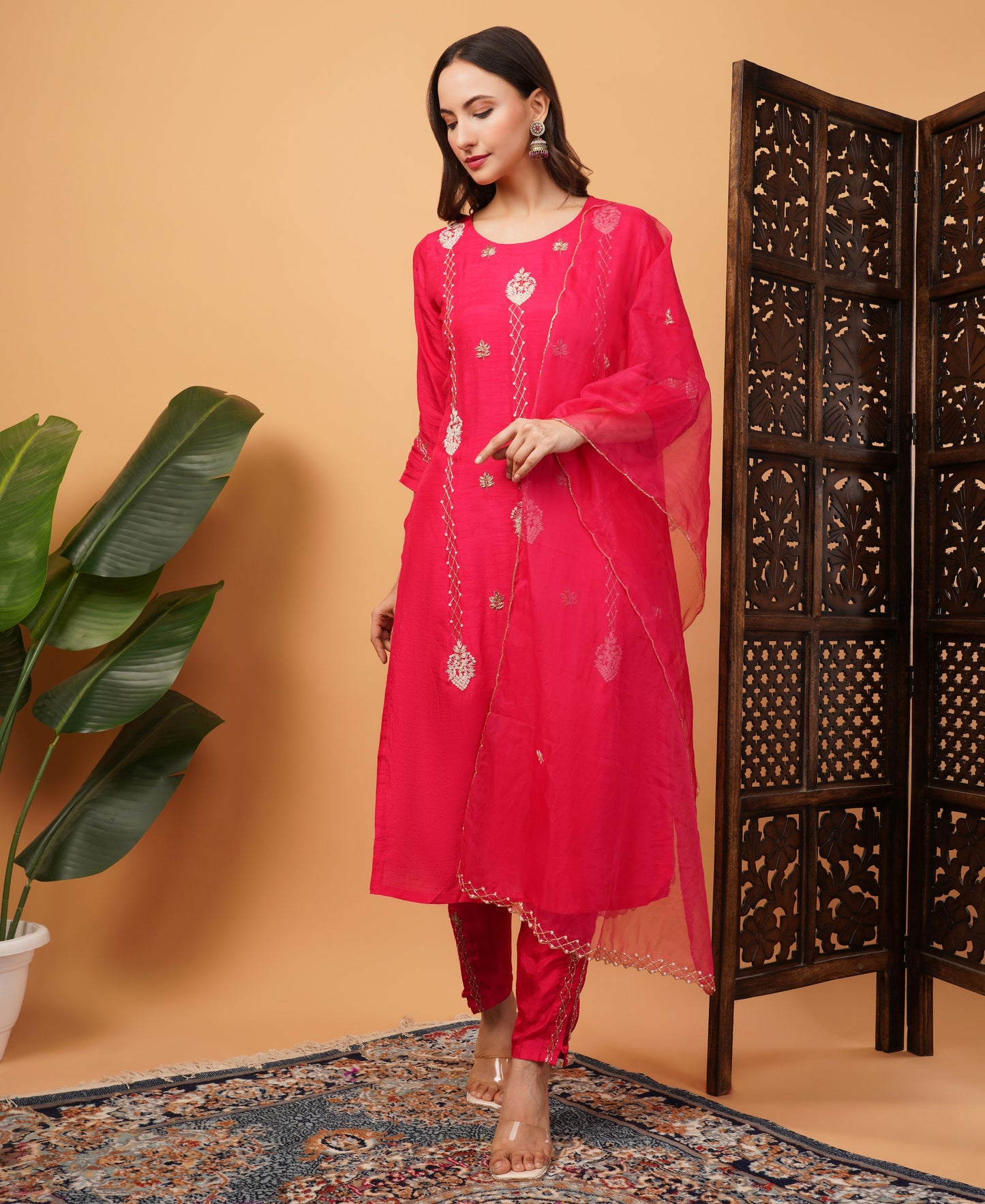 Pink Designer Embroidered kurta set with dupatta