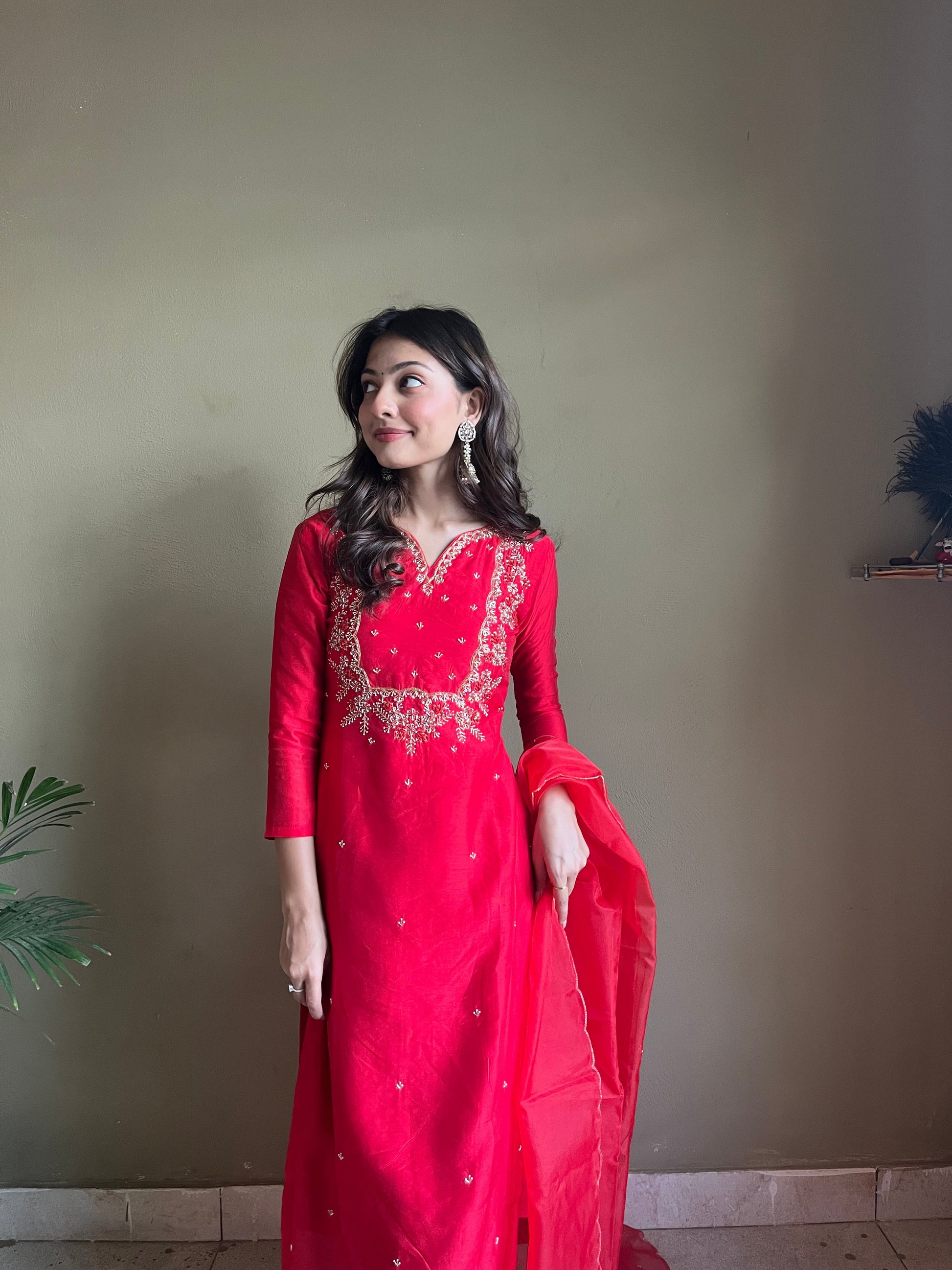 Red embroidered kurta bottom with dupatta with Zardosi work - Prisachi Official