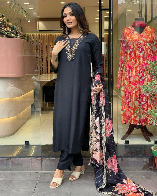 Black embroidered kurta set with dupatta