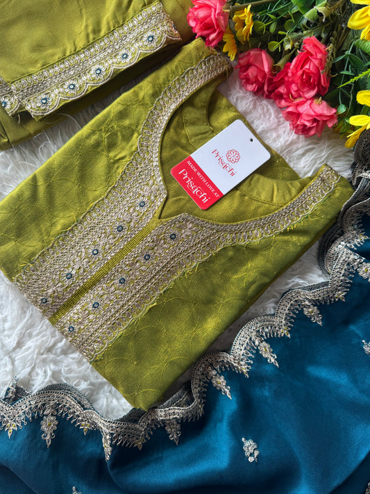 Green  embroidered kurta set with  contrast dupatta
