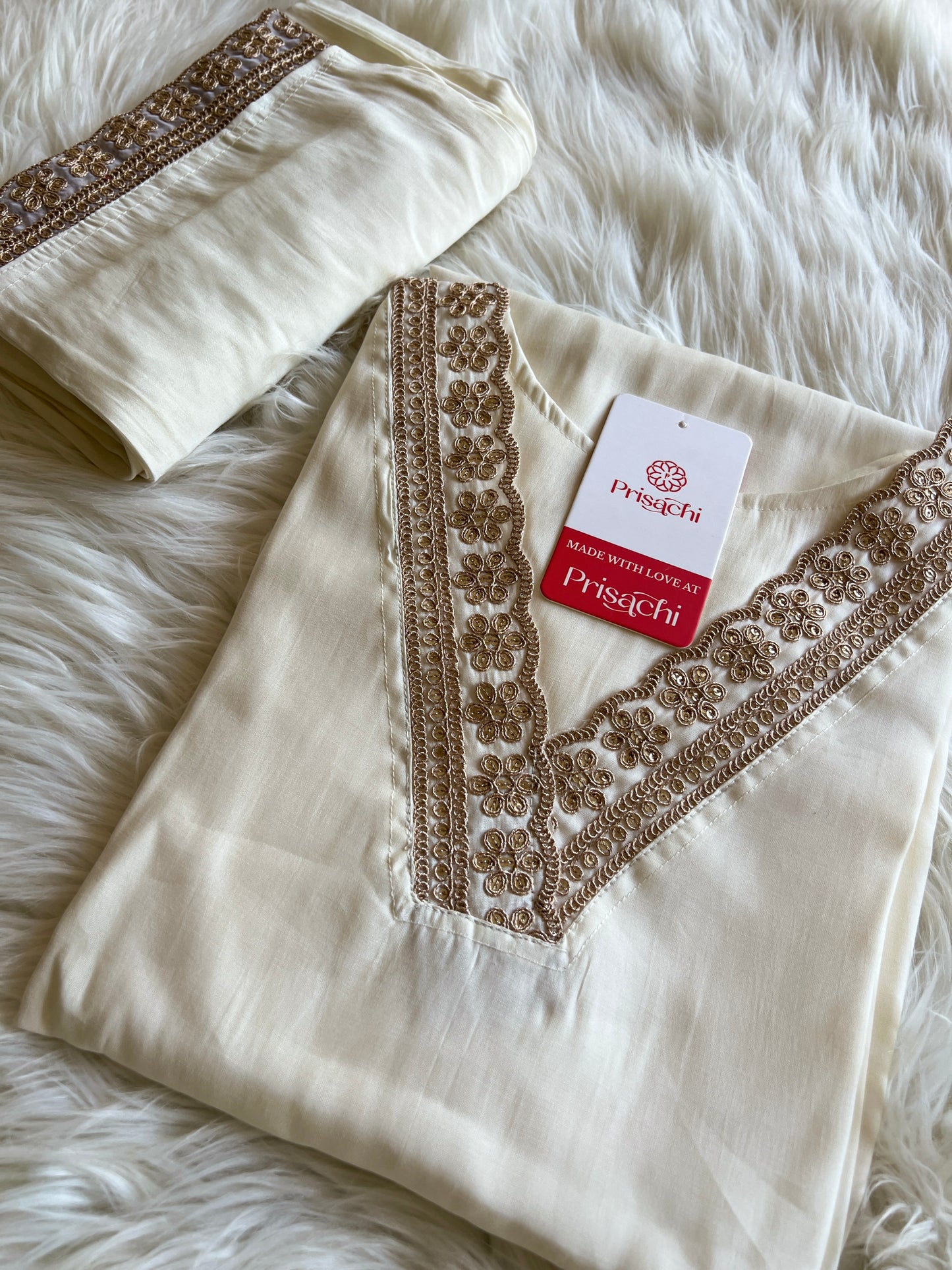 Off White Lilac silk kurta set with Red   bandhani  dupatta