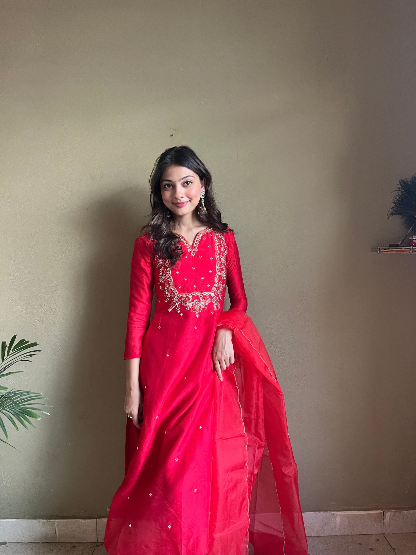 Red embroidered kurta bottom with dupatta with Zardosi work - Prisachi Official