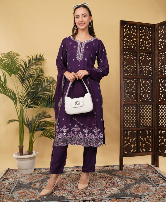Prisachi Desinger neck embroidered kurta set with dupatta for Women