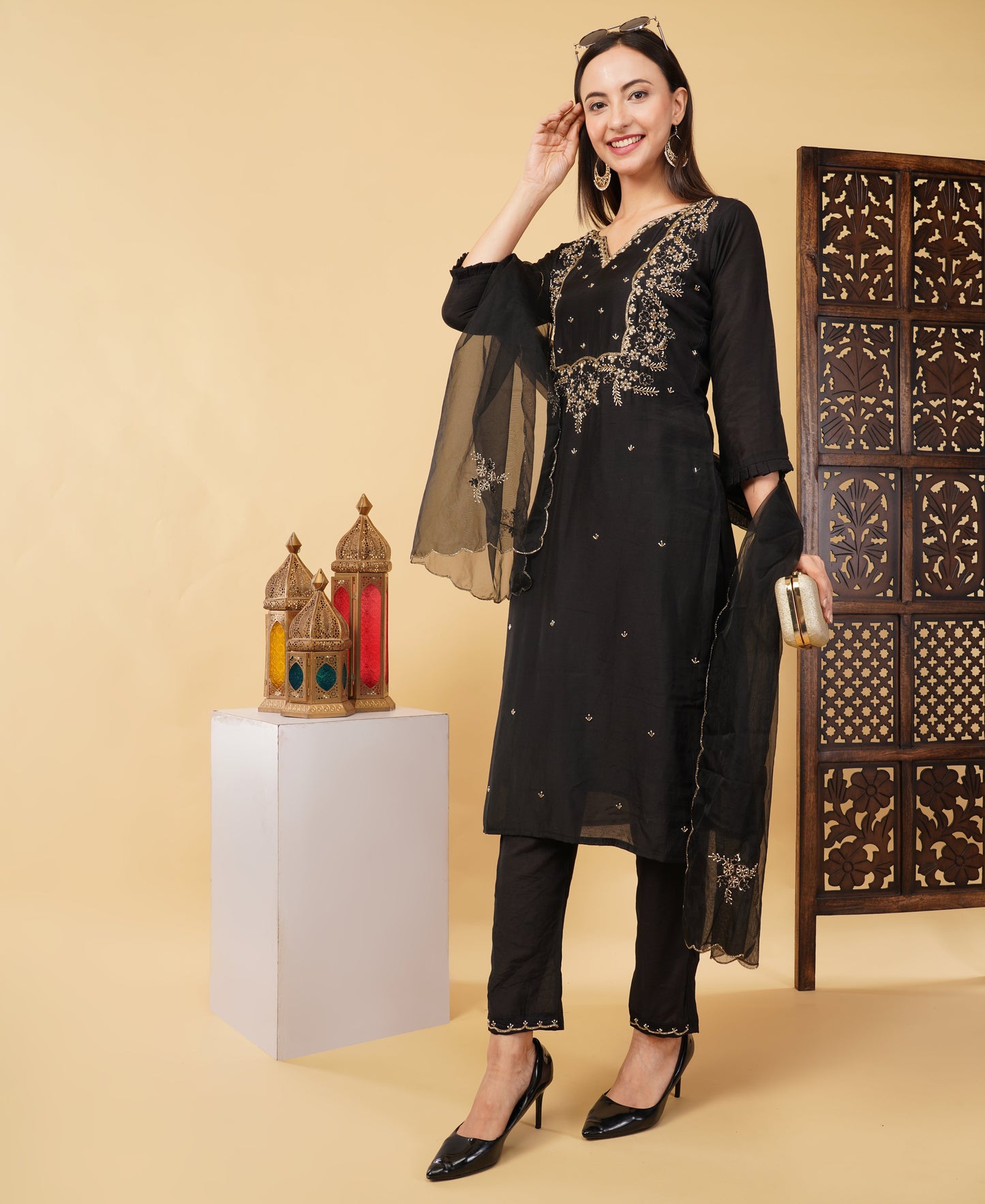 Prisachi Black Embroidered kurta bottom with dupatta with Zardosi work - Prisachi Official