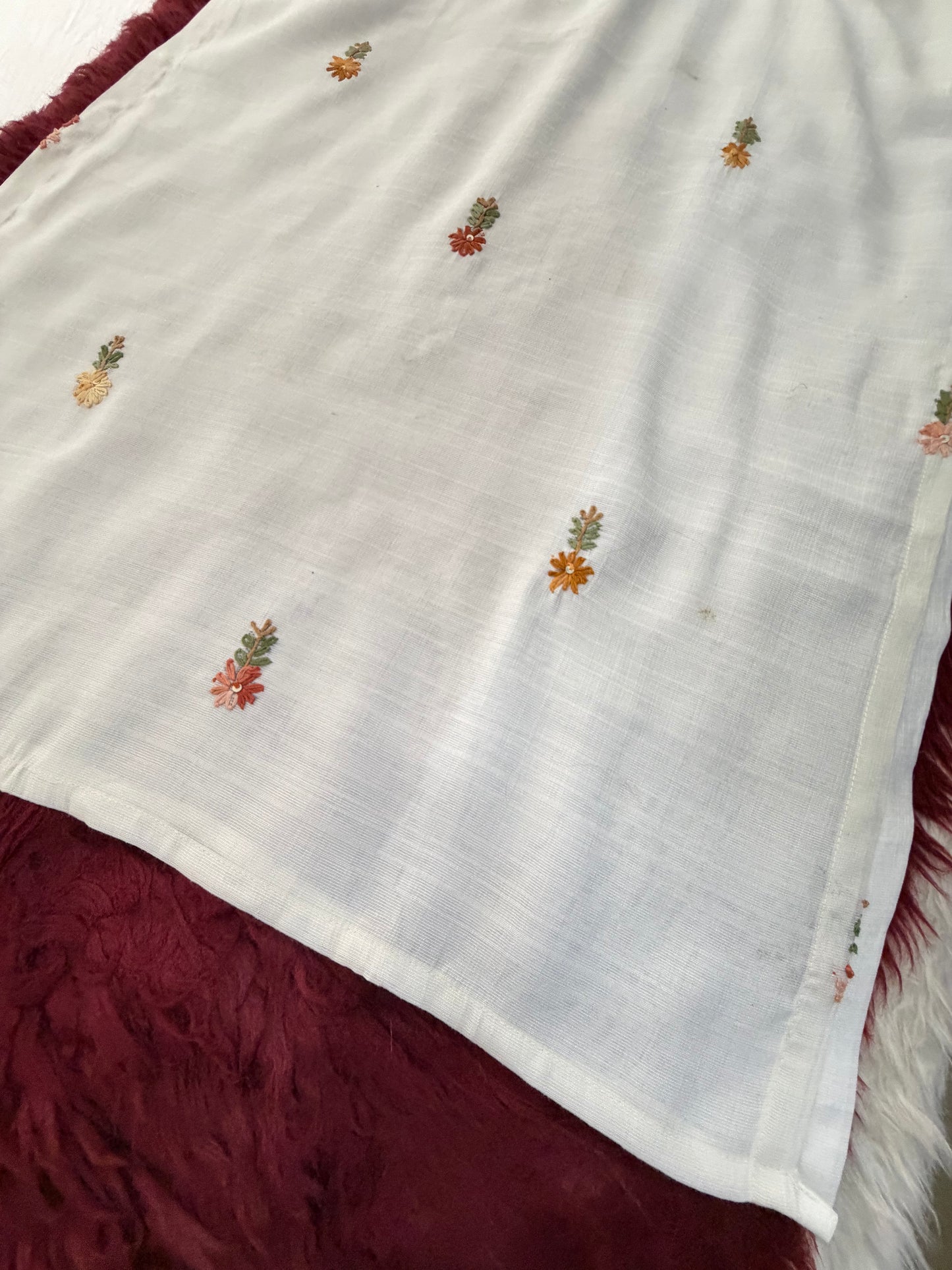 White Embroidered Ethnic Kurta With Pants | Office and Daily Wear Co-Ord Set