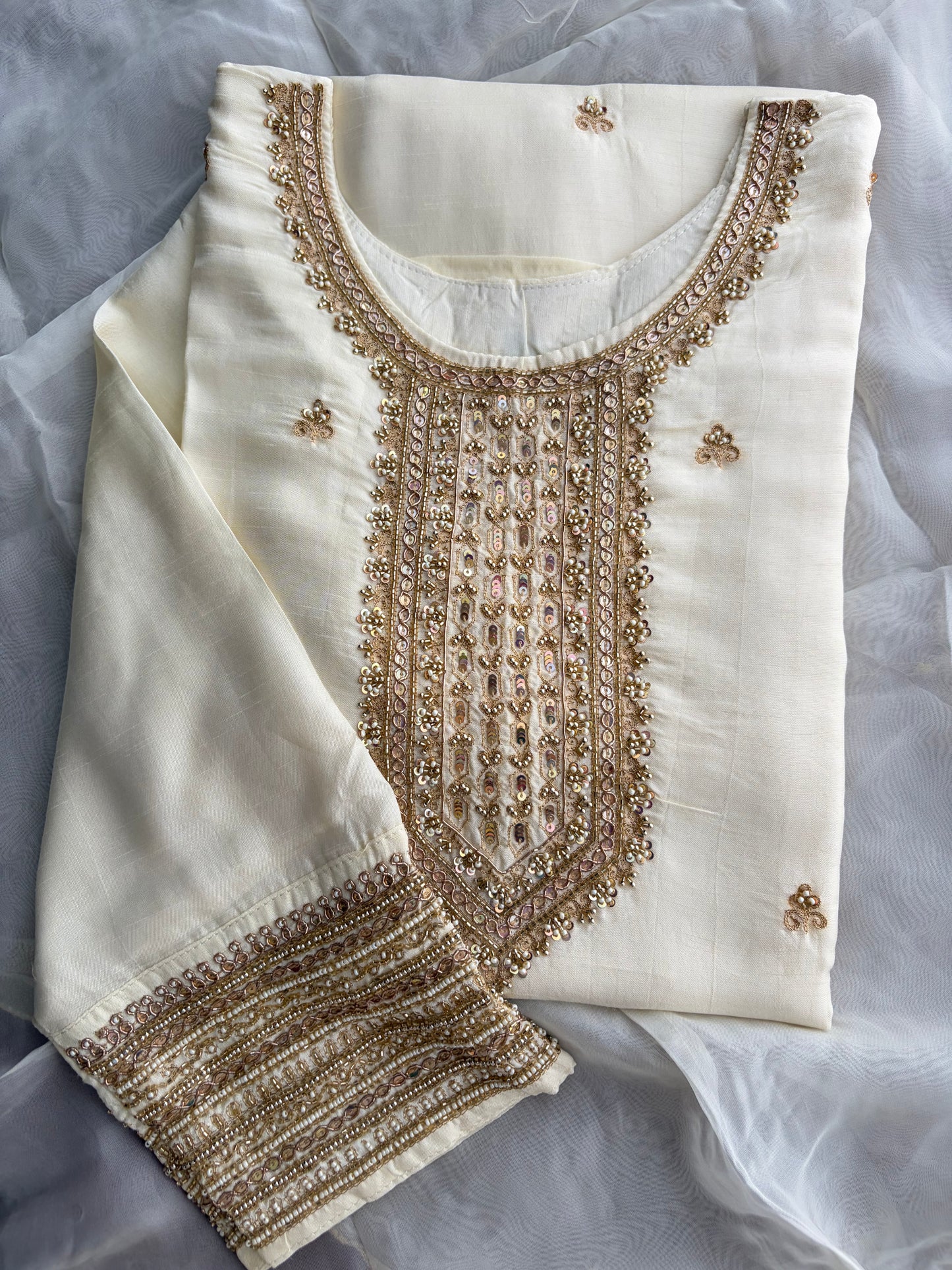White Zardozi Embroidered Kurta Set with Dupatta & Pants | Festive & Ethnic Wear