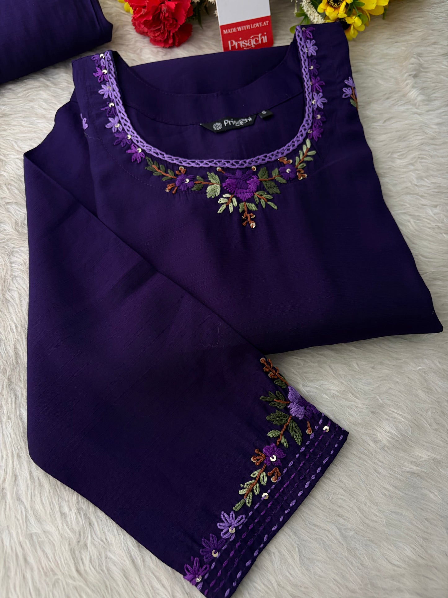 Women Thread Embroidered Kurti Pant Co-ord Set | Ethnic Office & Casual Daily Wear