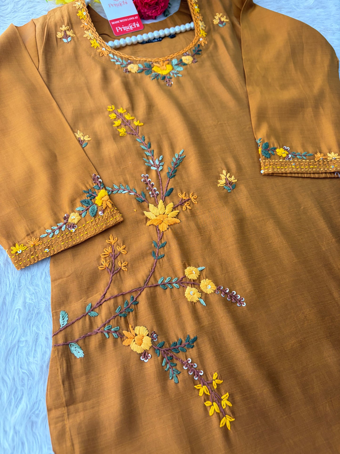 Women Thread Embroidered Kurti Pant Co-ord Set | Ethnic Office & Casual Daily Wear