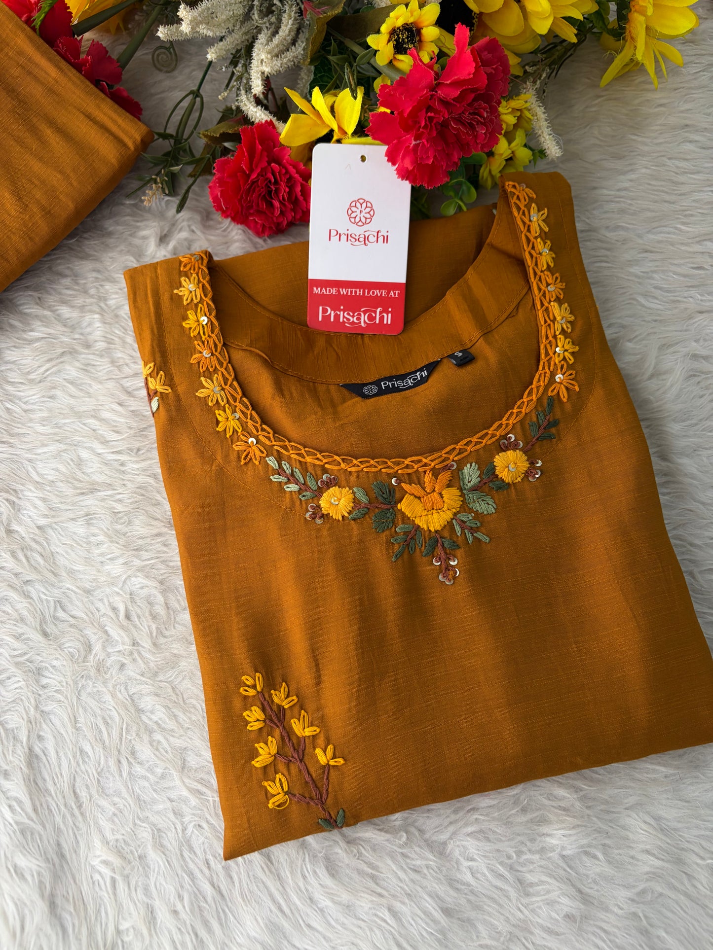Women Thread Embroidered Kurti Pant Co-ord Set | Ethnic Office & Casual Daily Wear
