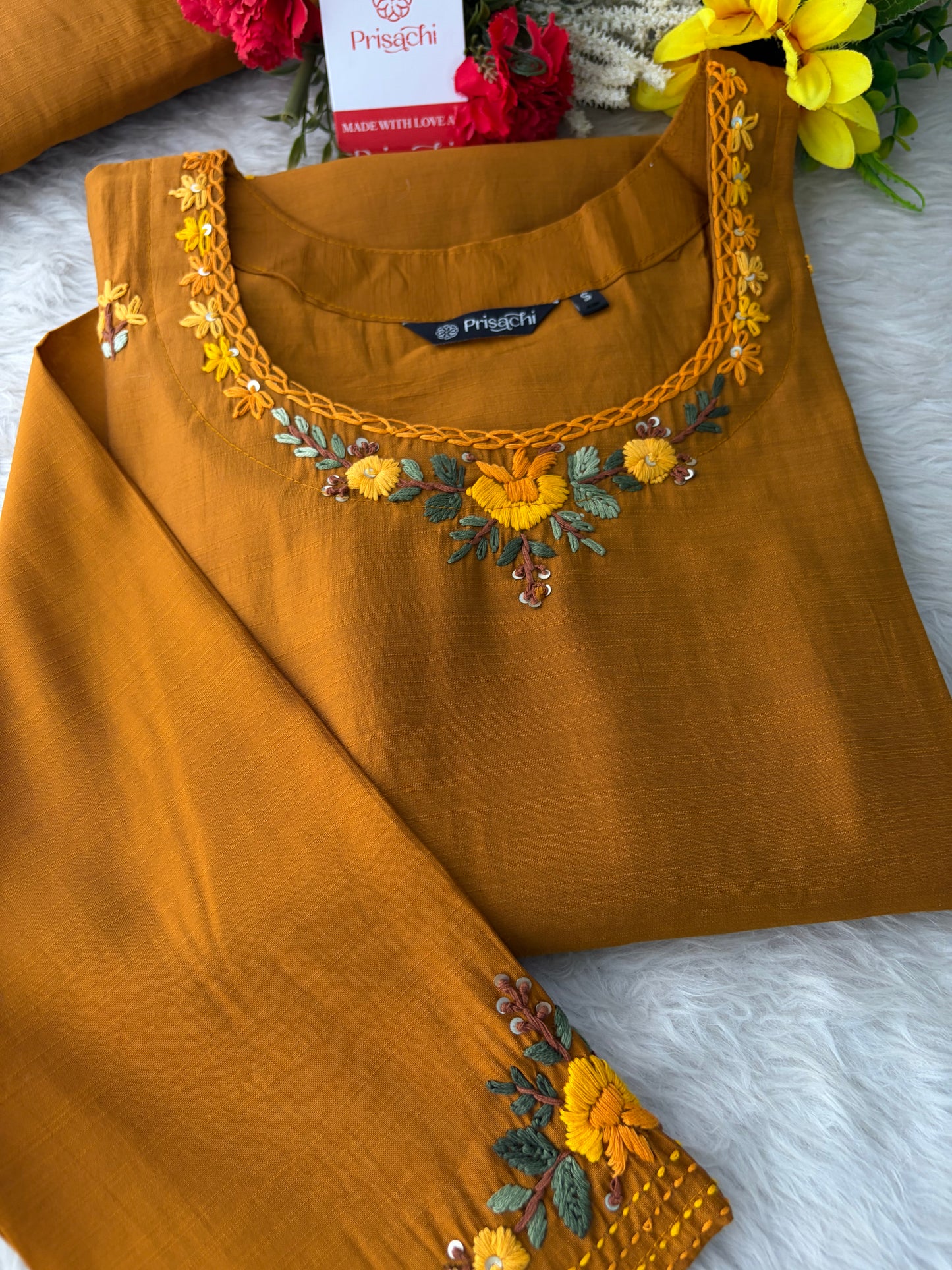 Women Thread Embroidered Kurti Pant Co-ord Set | Ethnic Office & Casual Daily Wear