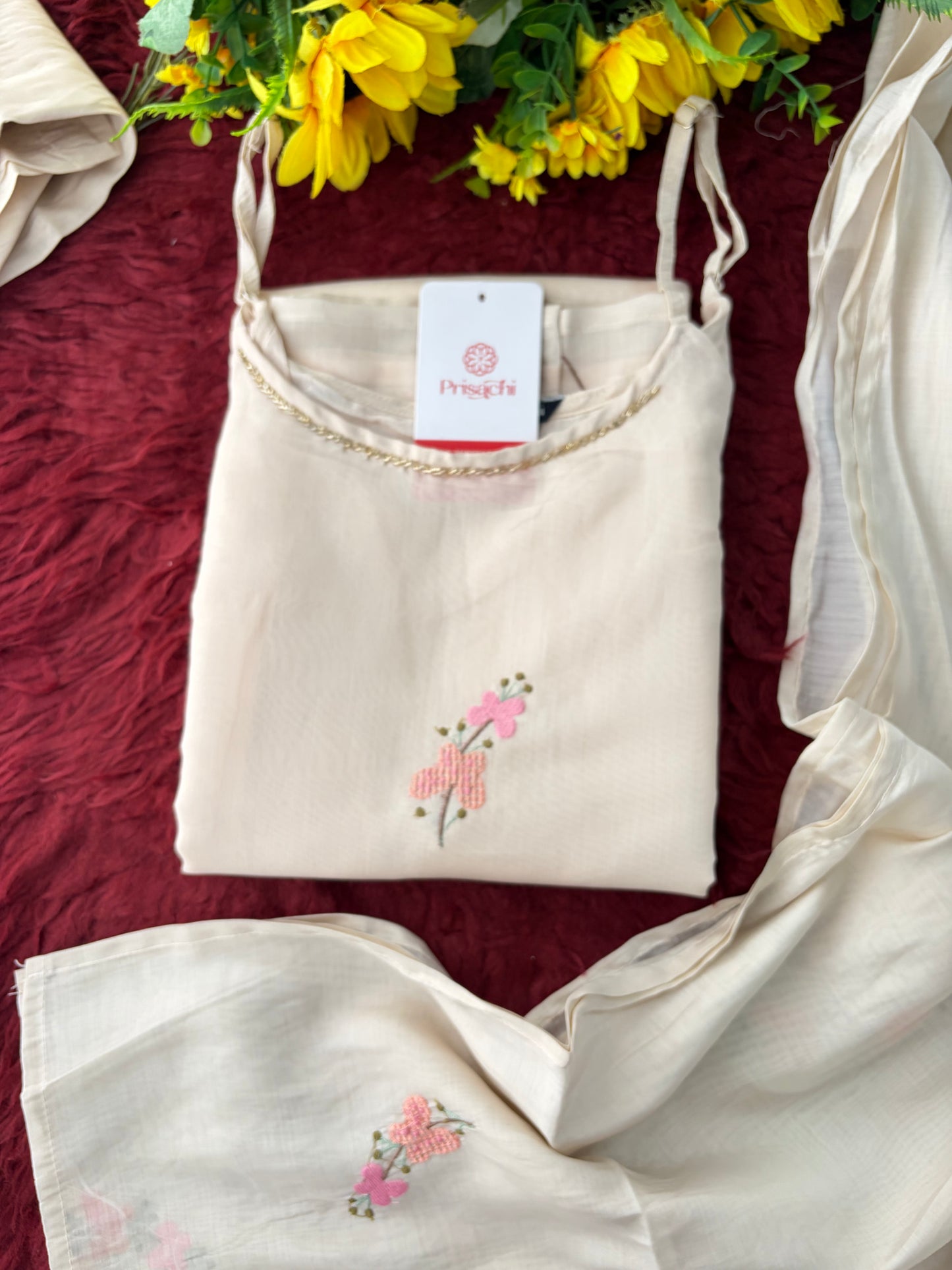 White Floral Thread Embroidered Sleeveless Strappy Kurta Set with Dupatta & Pants | Festive & Ethnic Wear